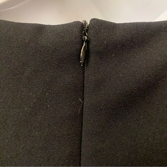 1940s Vintage Inspired Peplum Bodycon Dress - Picture 4 of 7